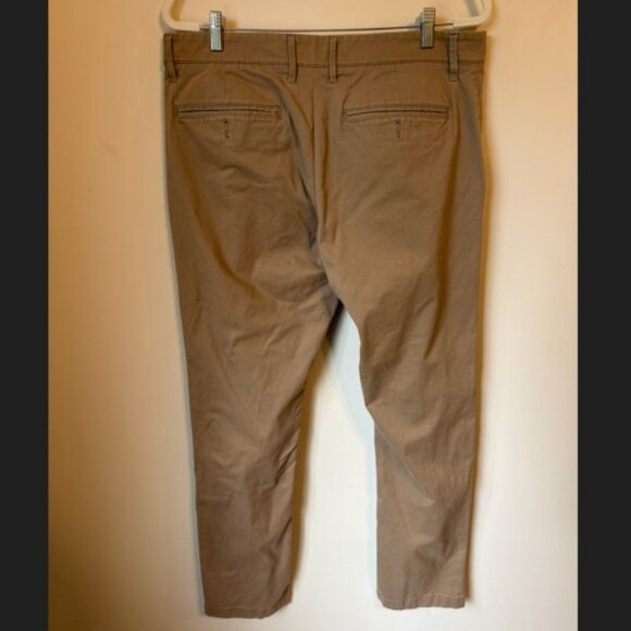 Goodfellow & Co Tan Every Wear Athletic Fit Chino Pants Men's Size 36W x 32L - Picture 2 of 4